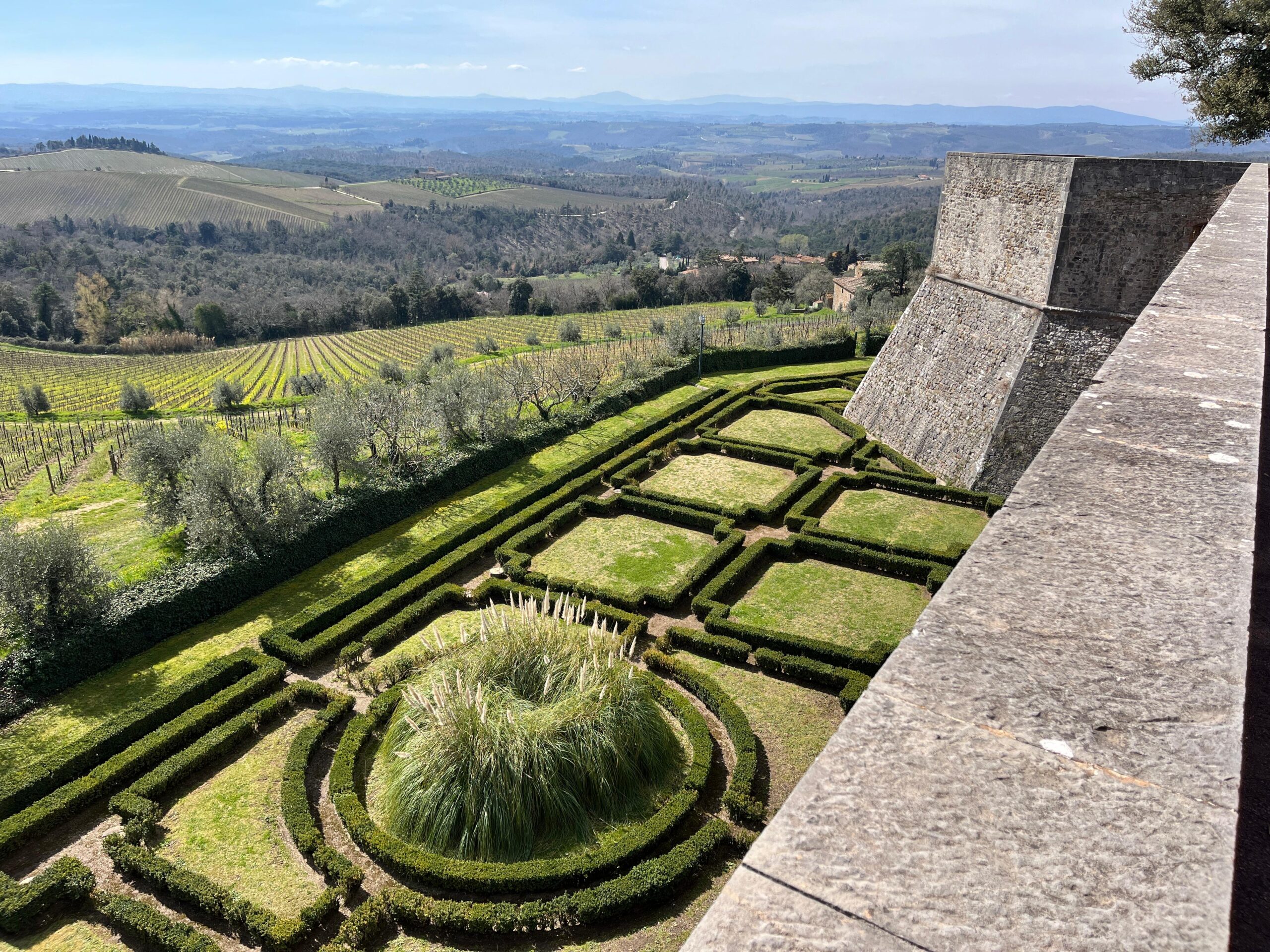 Brolio Caslte ebike tour, the garden