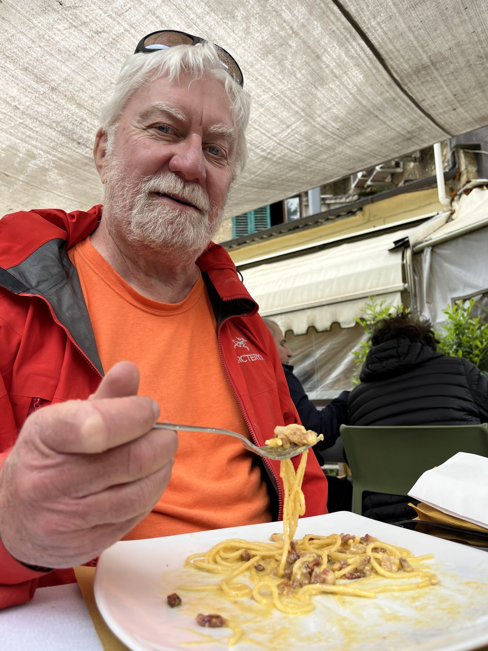 Monteriggioni ebike tour - delicious lunch with "pici"